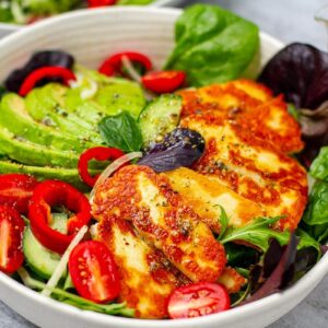 Halloumi avocado salad with tomatoes